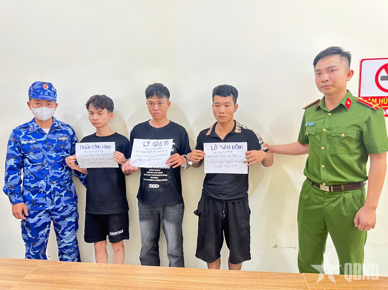 Bắt 5 đối tượng mua bán, tàng trữ trái phép chất ma túy